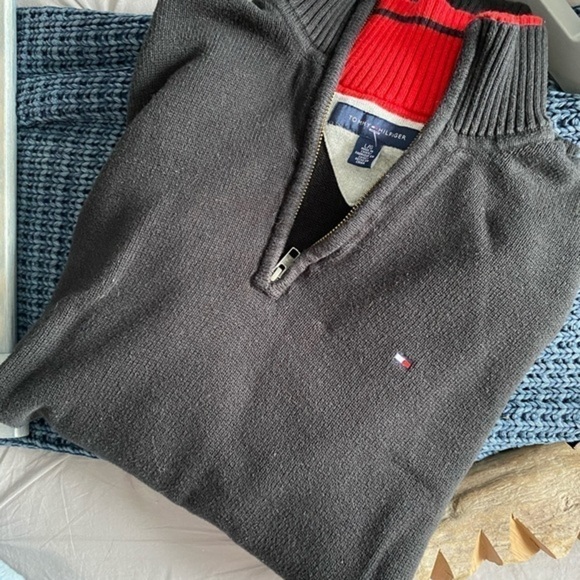 Tommy Hilfiger Sweater - Picture 5 of 7